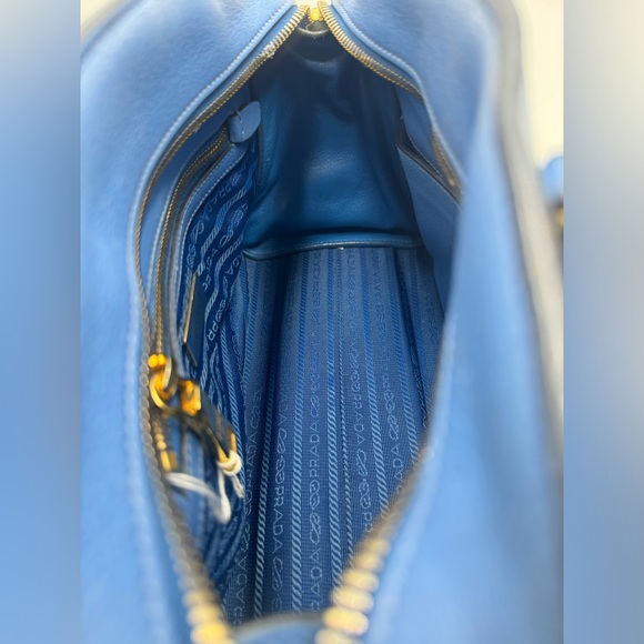 Auth Prada Small Blue Vitello Daino Convertible 2way Satchel Preloved Purse Ex+ - Picture 15 of 16